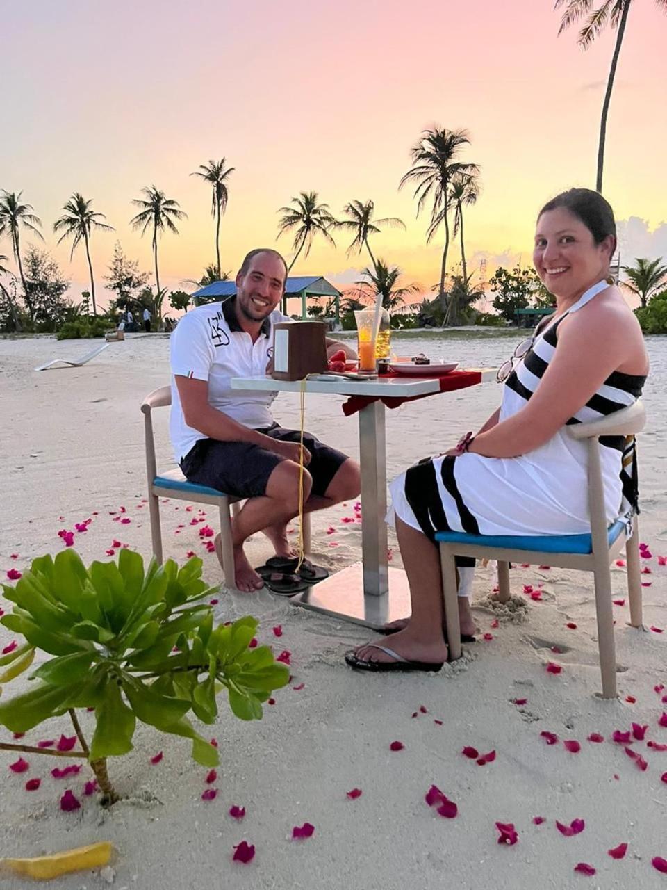 Wish Guesthouse آورا المظهر الخارجي الصورة